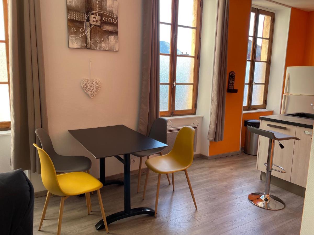 Millau Superbe Studio 35M2 Centre Ville Calme Et Ajoure Exterior photo